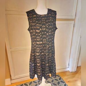 S.L. Fashions Women's Lace Accented Sleeveless Dress 👗